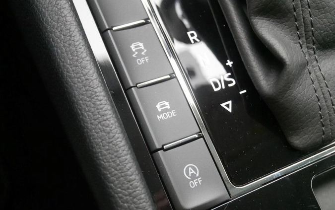 Skoda Superb cena 149899 przebieg: 73185, rok produkcji 2021 z Warszawa małe 562